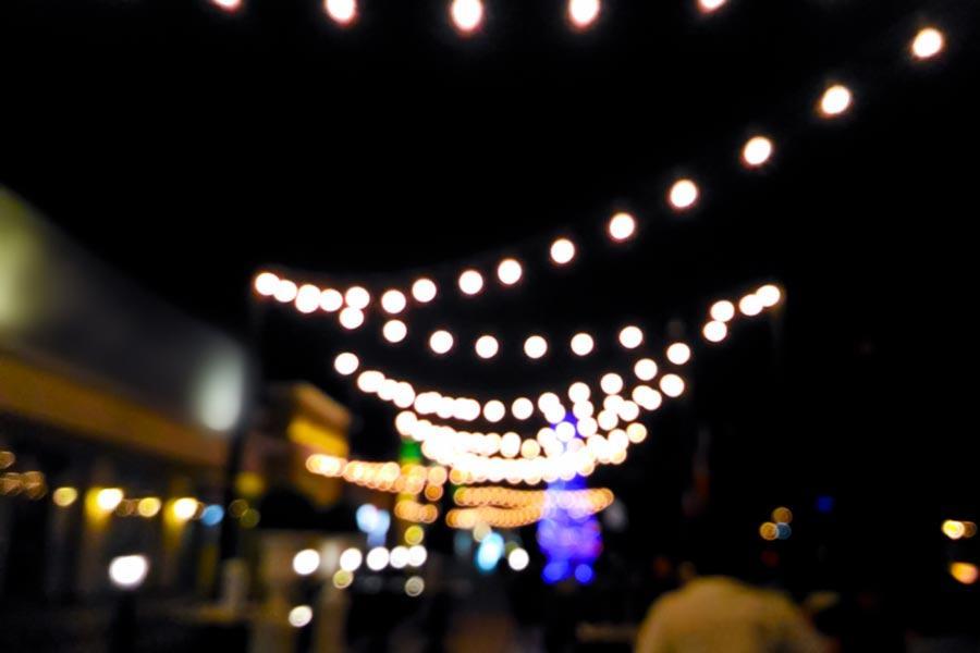 Alleyway cafe